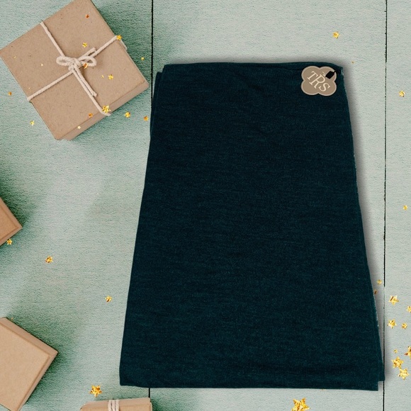 Loop Scarf - Picture 3 of 3